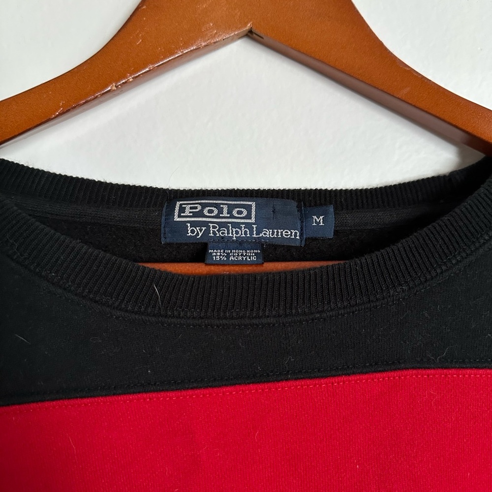 Polo Ralph Lauren 
Size M 
Slight stain pictured - Picture 3 of 4
